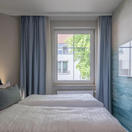 Hafendomicil Kleines * Waren (Mueritz)