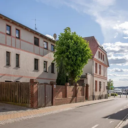 Hafendomicil Kleines - Modernes Mit Maritimer Atmosphaere * Waren