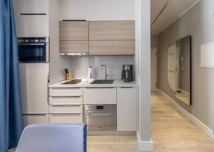 Apartman Hafendomicil Kleines - Modernes Mit Maritimer Atmosphaere Waren